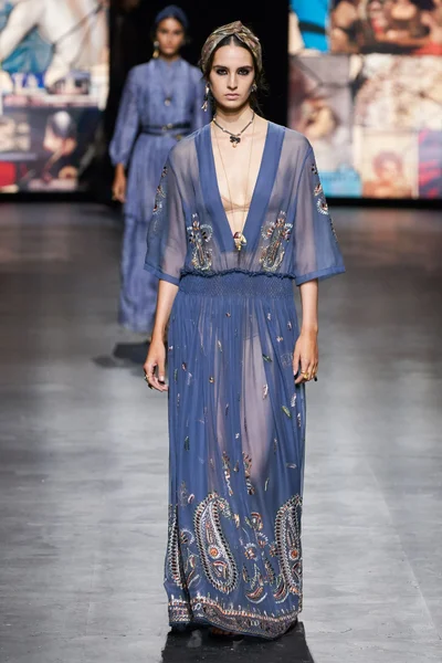 Look 31
